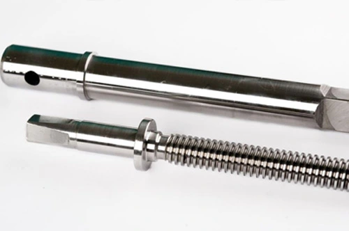 Comparación entre tornillo trapezoidal y bola.